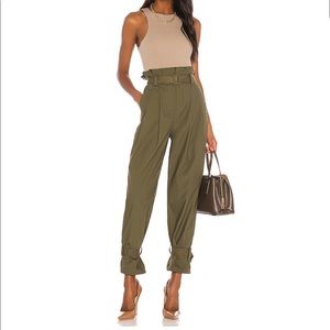 Cargo high waisted trousers Olive Green
L'Academie